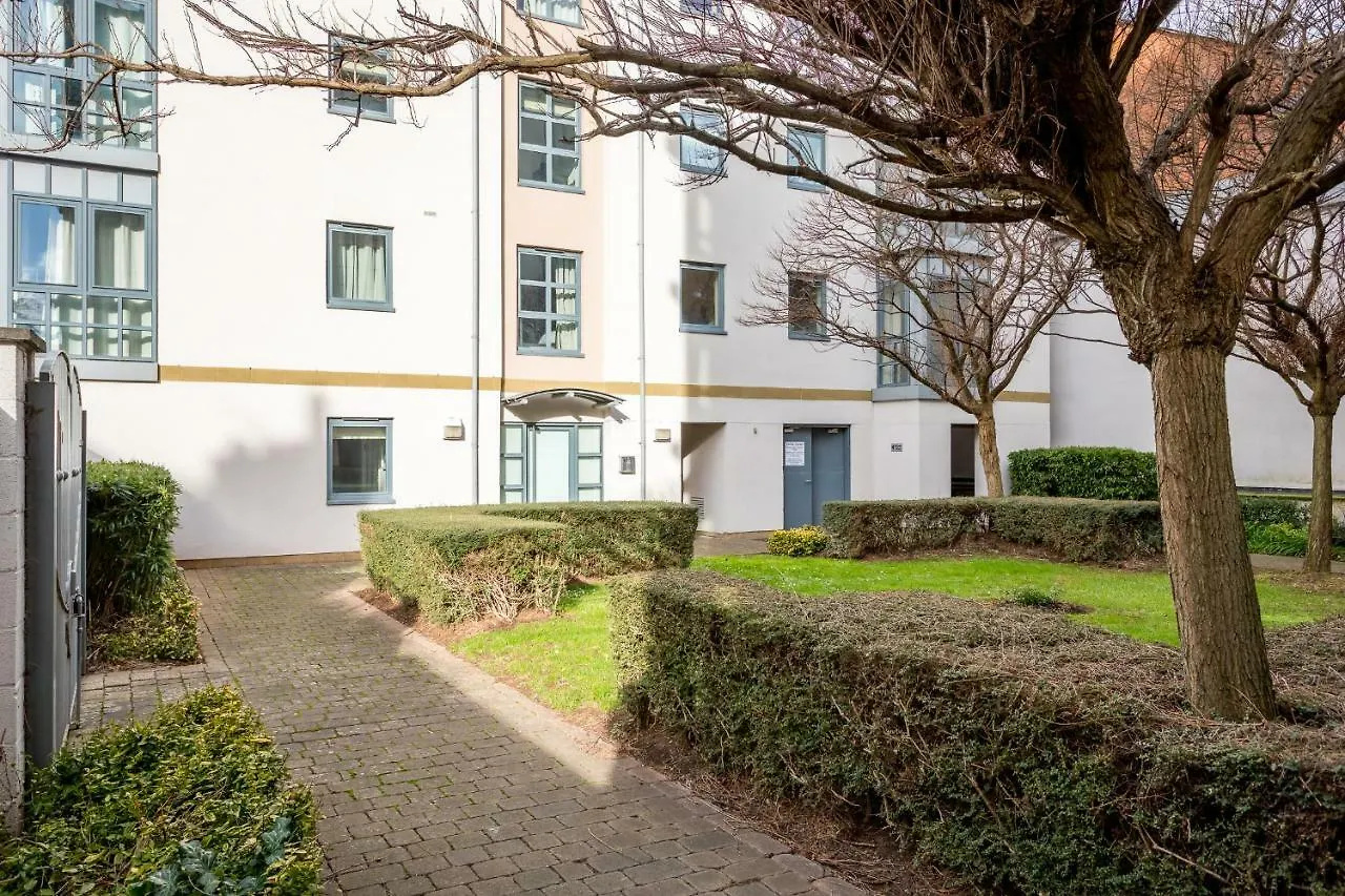 Imperial Court Apartment Cheltenham